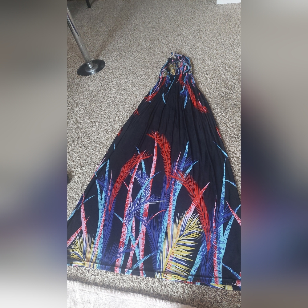 Tropical Print Maxi Dress